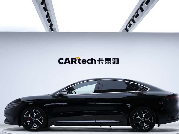 Фото 2 - BYD Han