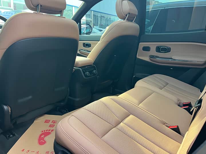 Фото 5 - Nio ES8