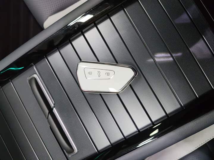 Фото 9 - Volkswagen ID.7 Vizzion