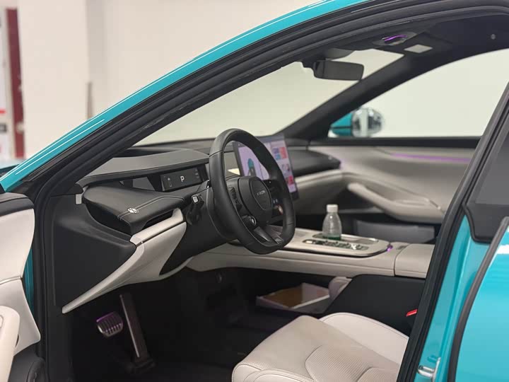 Фото 5 - Xiaomi SU7