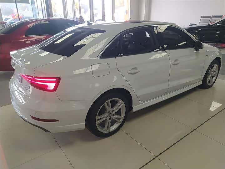 Фото 7 - Audi A3