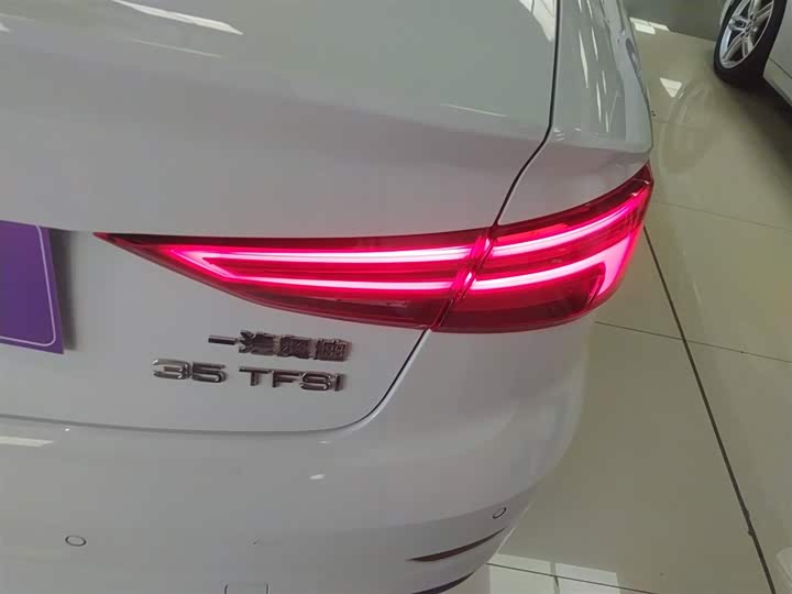 Фото 8 - Audi A3