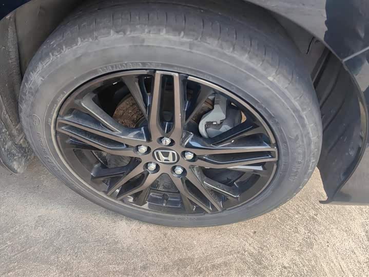 Фото 6 - Honda Odyssey