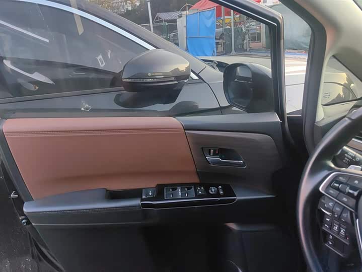 Фото 7 - Honda Odyssey