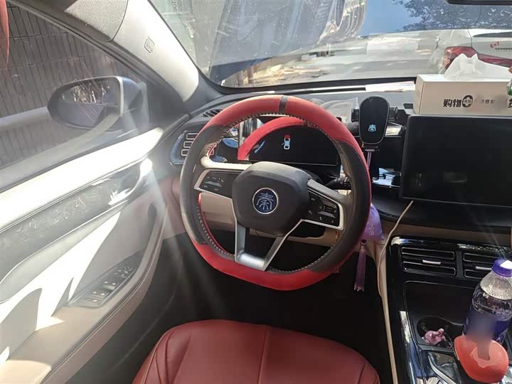 Фото 3 - BYD Qin Plus