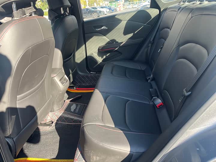 Фото 5 - Chevrolet Monza