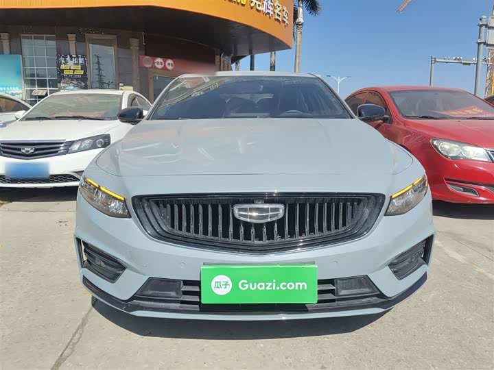 Фото 3 - Geely Preface