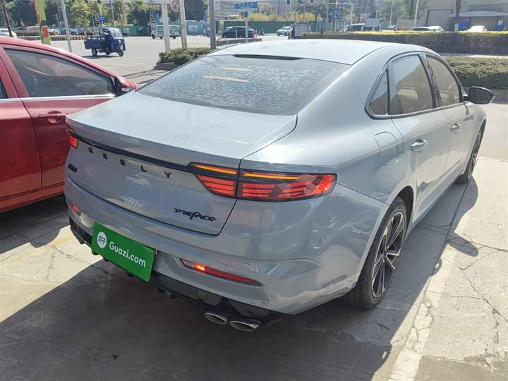 Фото 7 - Geely Preface