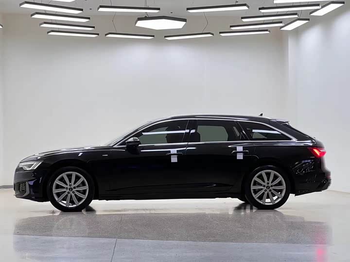 Фото 7 - Audi A6