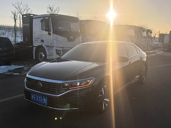 Фото 3 - Volkswagen Passat