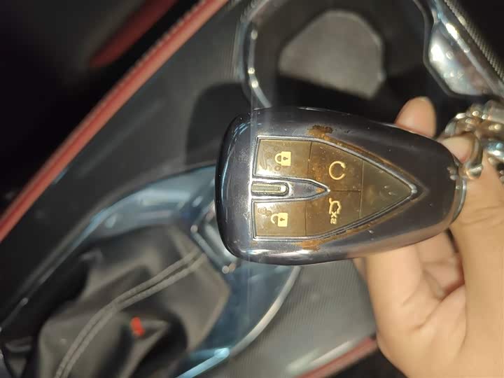 Фото 9 - Changan Oshan X5