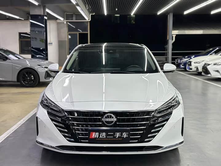 Фото 2 - Nissan Teana