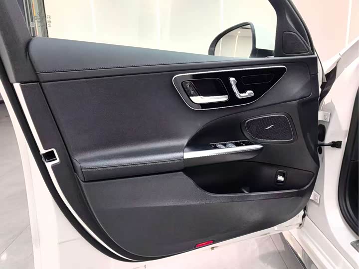 Фото 5 - Mercedes-Benz C-Class