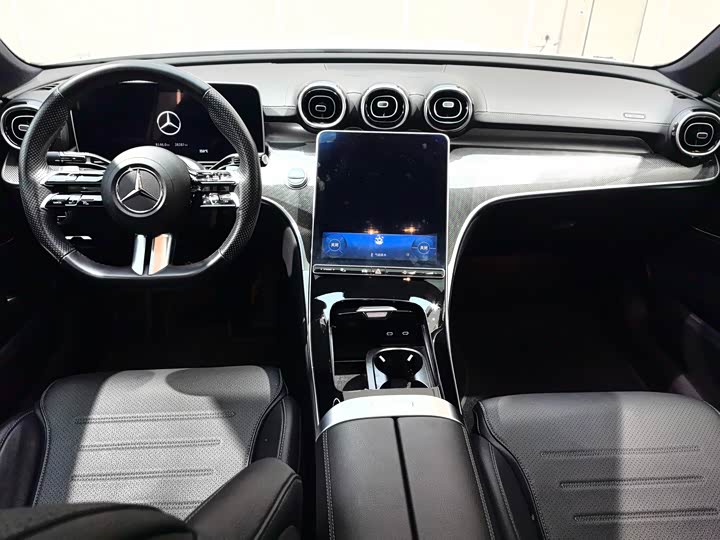 Фото 8 - Mercedes-Benz C-Class