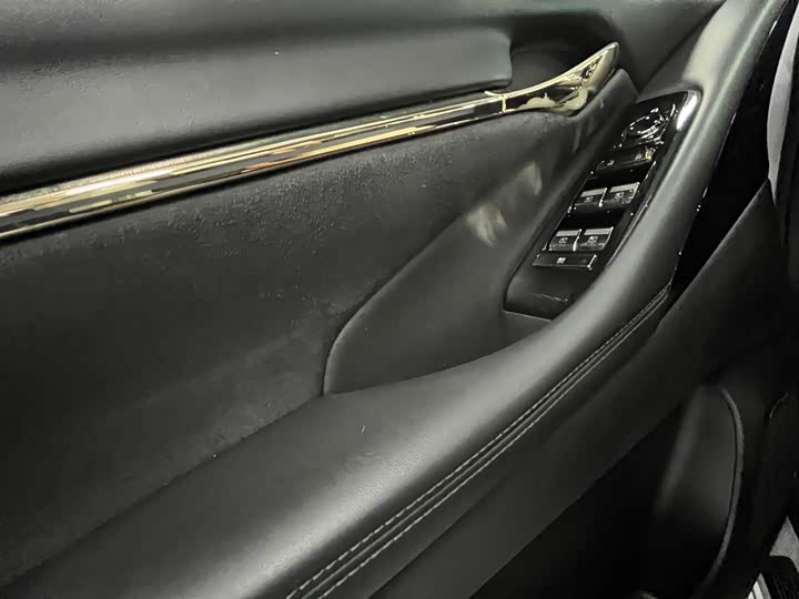 Фото 9 - GAC Trumpchi M8