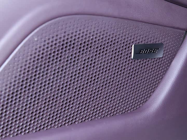 Фото 9 - Porsche Taycan