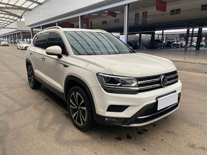 Фото 4 - Volkswagen Tharu