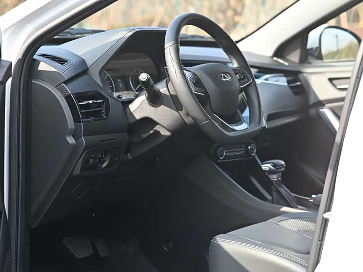 Фото 4 - Chery Tiggo 3x