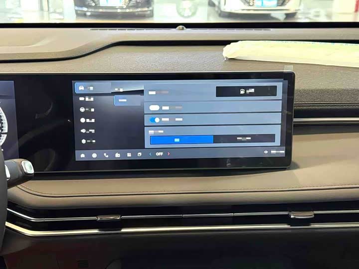 Фото 6 - Maxus Mifa 7