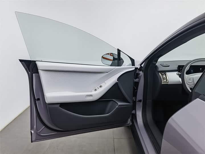 Фото 8 - XPeng F57