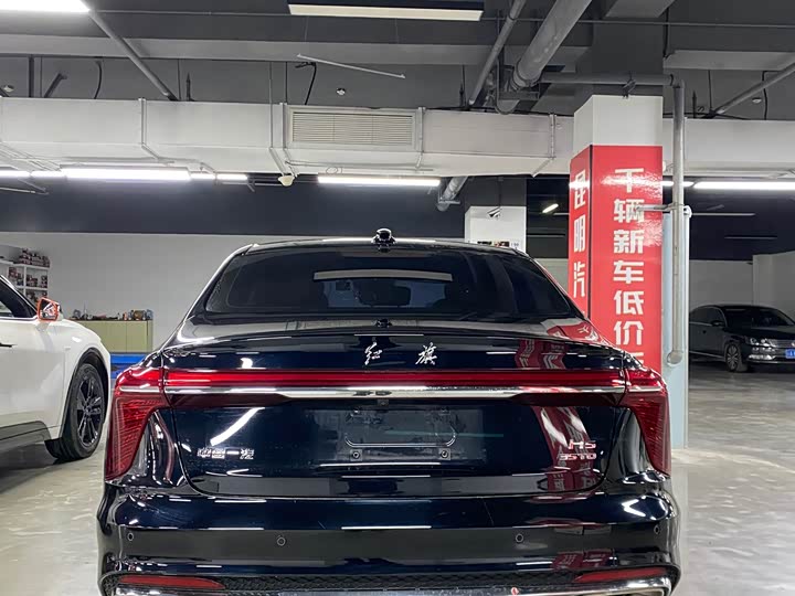 Фото 8 - Hongqi H5