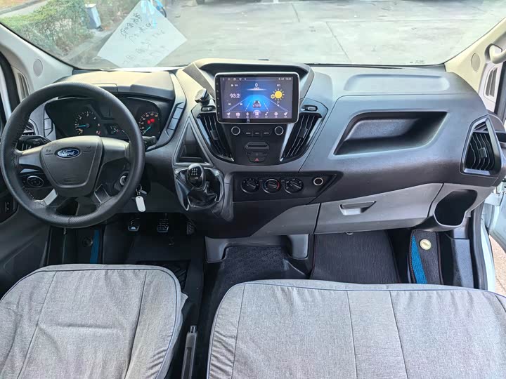 Фото 4 - Ford Transit