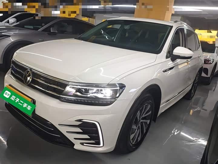 Фото 2 - Volkswagen Tiguan L Hybrid