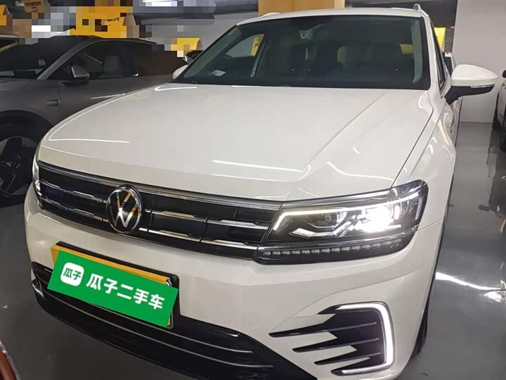 Фото 3 - Volkswagen Tiguan L Hybrid
