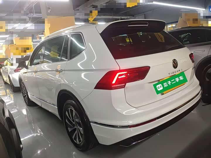 Фото 5 - Volkswagen Tiguan L Hybrid