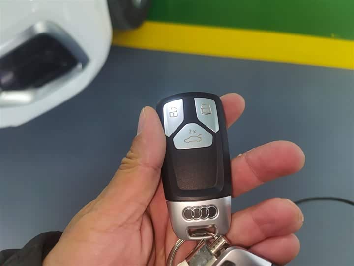 Фото 9 - Audi Q5L Sportback