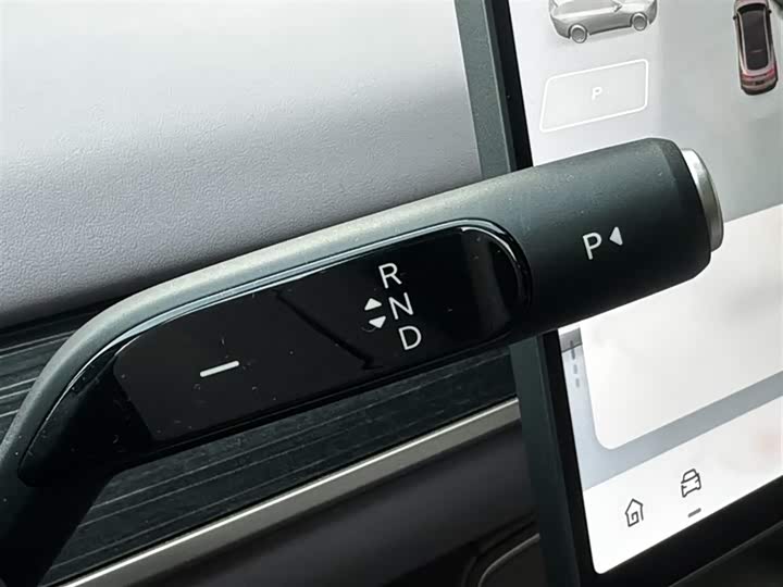 Фото 7 - Nio Onvo L60