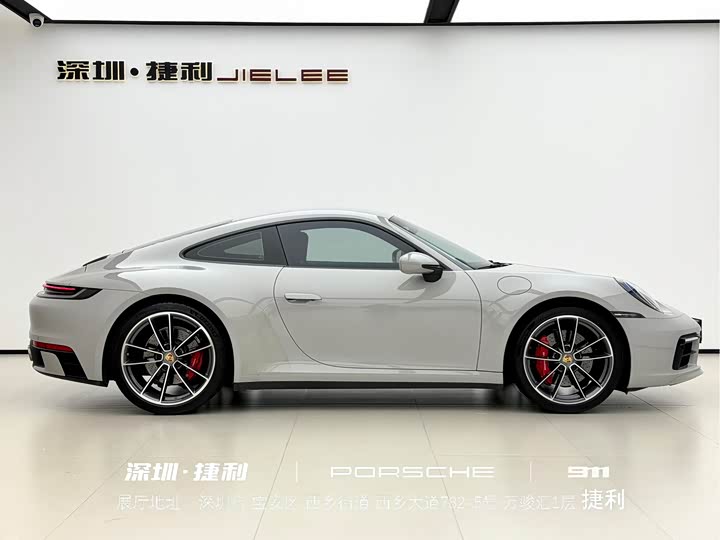 Фото 3 - Porsche 911