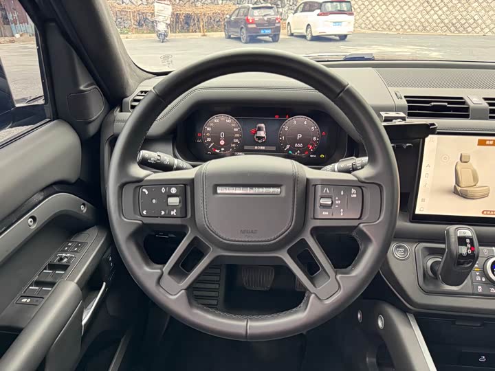 Фото 8 - Land Rover Defender