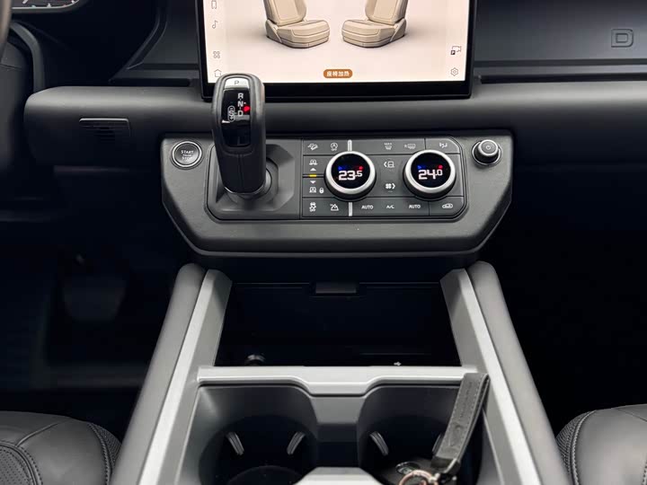 Фото 9 - Land Rover Defender