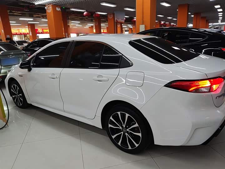 Фото 5 - Toyota Levin