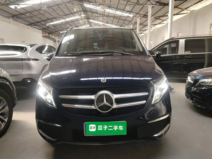 Фото 3 - Mercedes-Benz V-Class