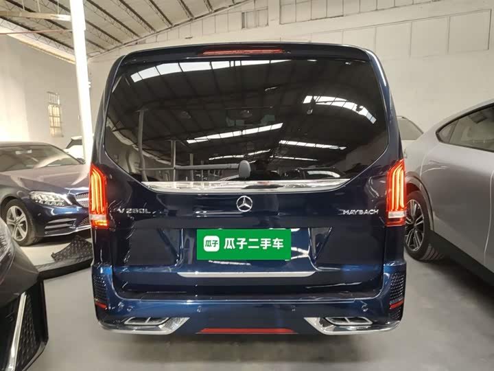 Фото 6 - Mercedes-Benz V-Class