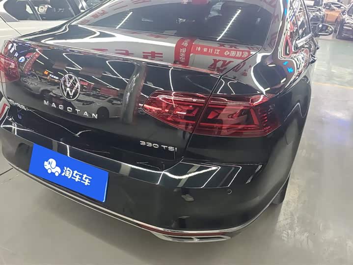 Фото 3 - Volkswagen Magotan