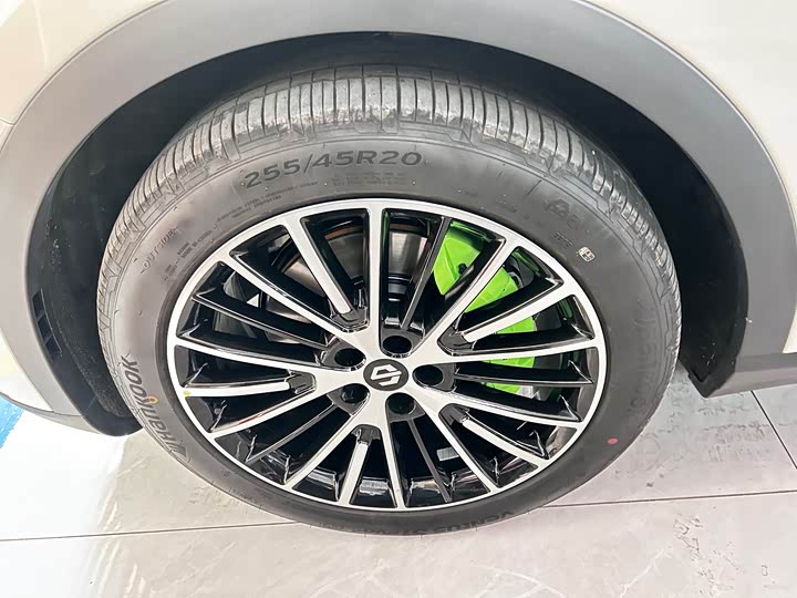 Фото 4 - Leapmotor C11