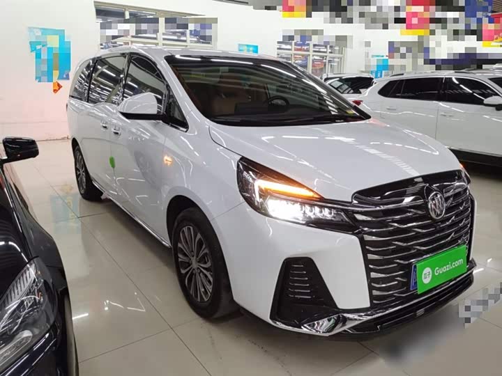 Фото 4 - Buick GL8 ES