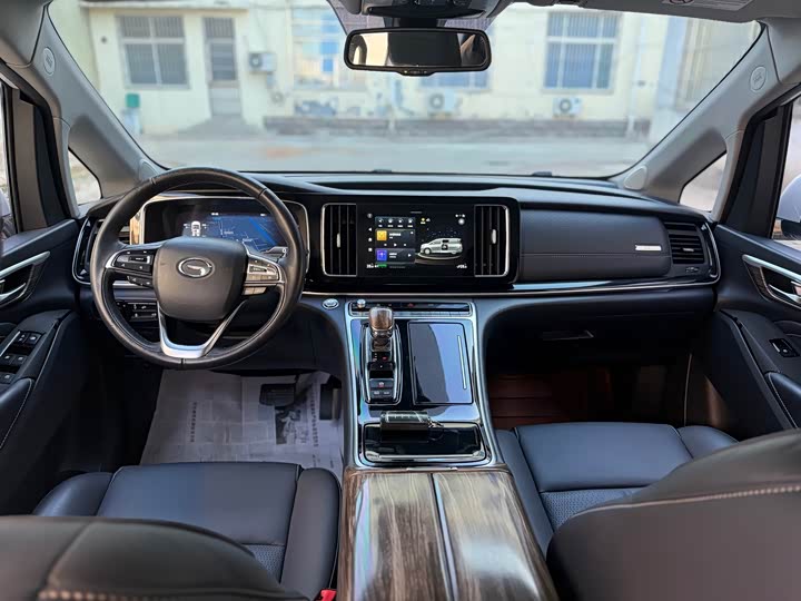 Фото 5 - GAC Trumpchi M8