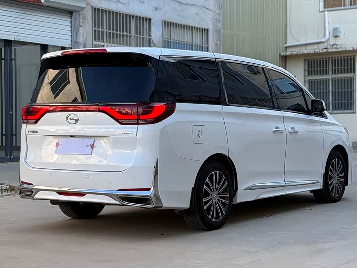 Фото 7 - GAC Trumpchi M8