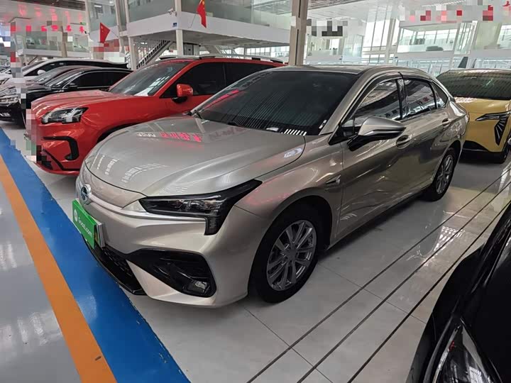 Фото 2 - GAC Aion S