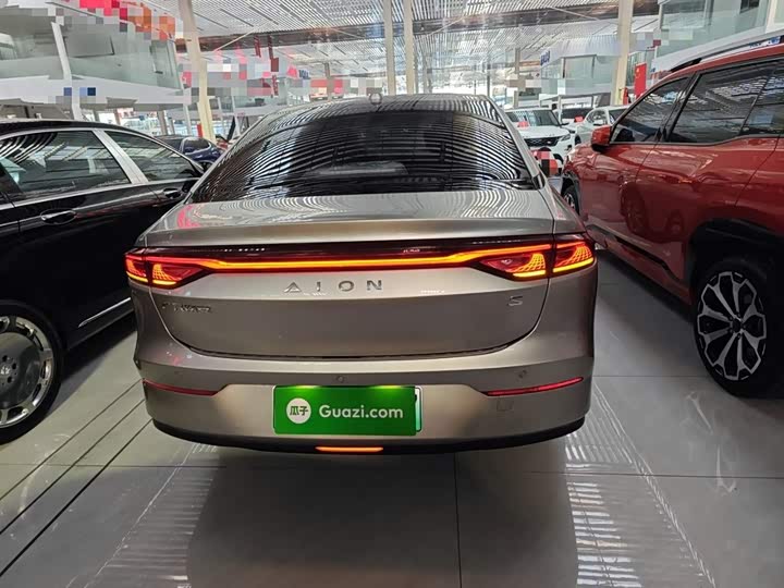 Фото 6 - GAC Aion S