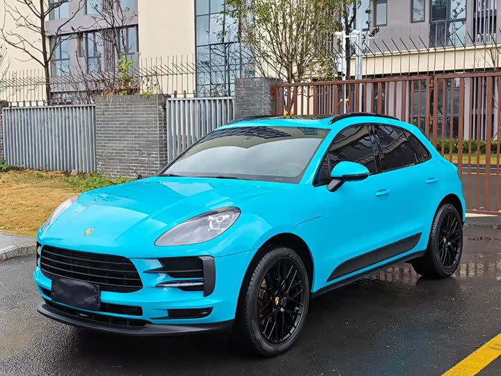 Фото 1 - Porsche Macan