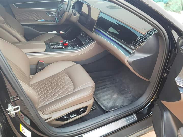 Фото 8 - BYD Han