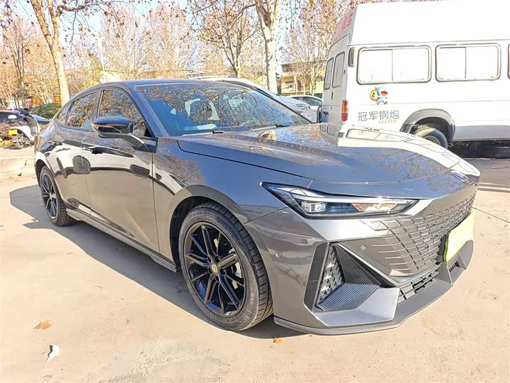 Фото 4 - Changan UNI-V