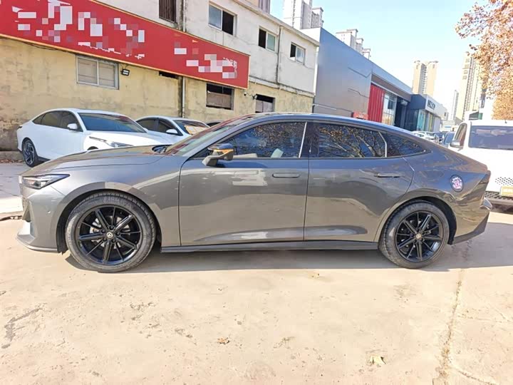 Фото 5 - Changan UNI-V