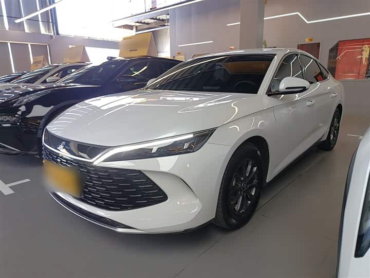 Фото 2 - BYD Qin L