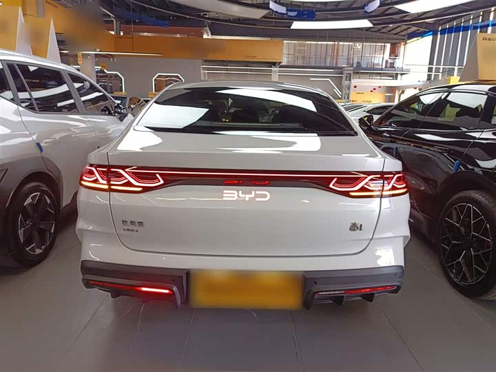 Фото 6 - BYD Qin L